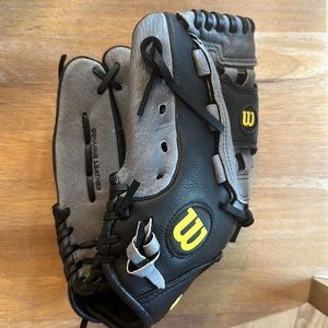 Wilson A360 12” baseball glove for a LEFTY